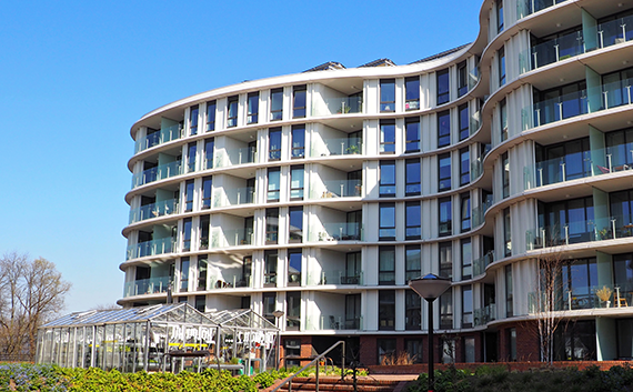 Gestapelde woningbouw 