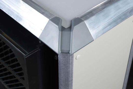 PVC dakbedekking met aluminium rand